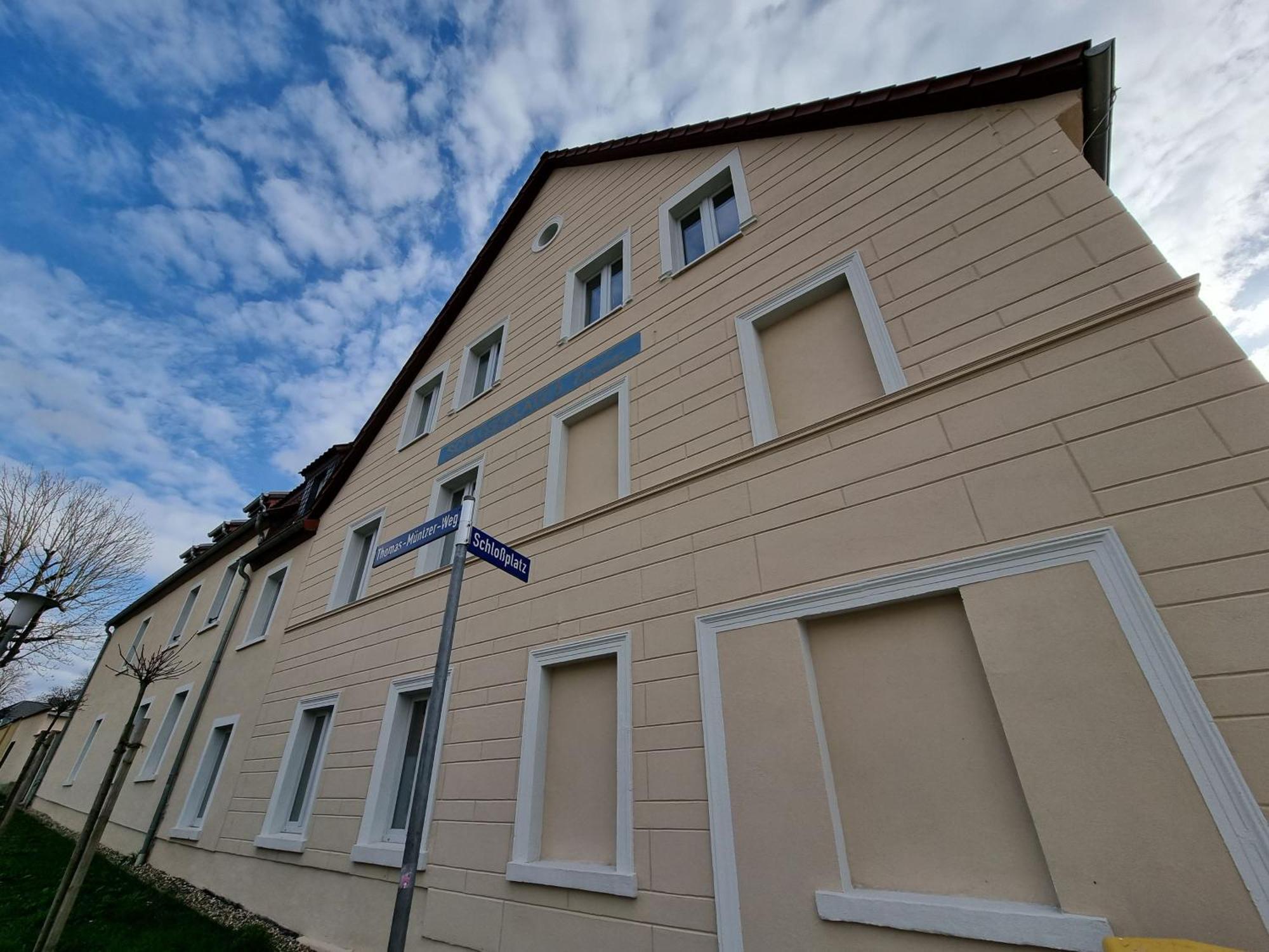 Hotel Burg Wanzleben Exterior photo